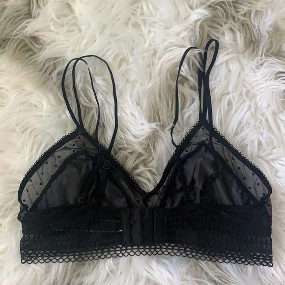 Victoria’s Secret Black Lacy Bralette Sz Medium - Picture 4 of 10